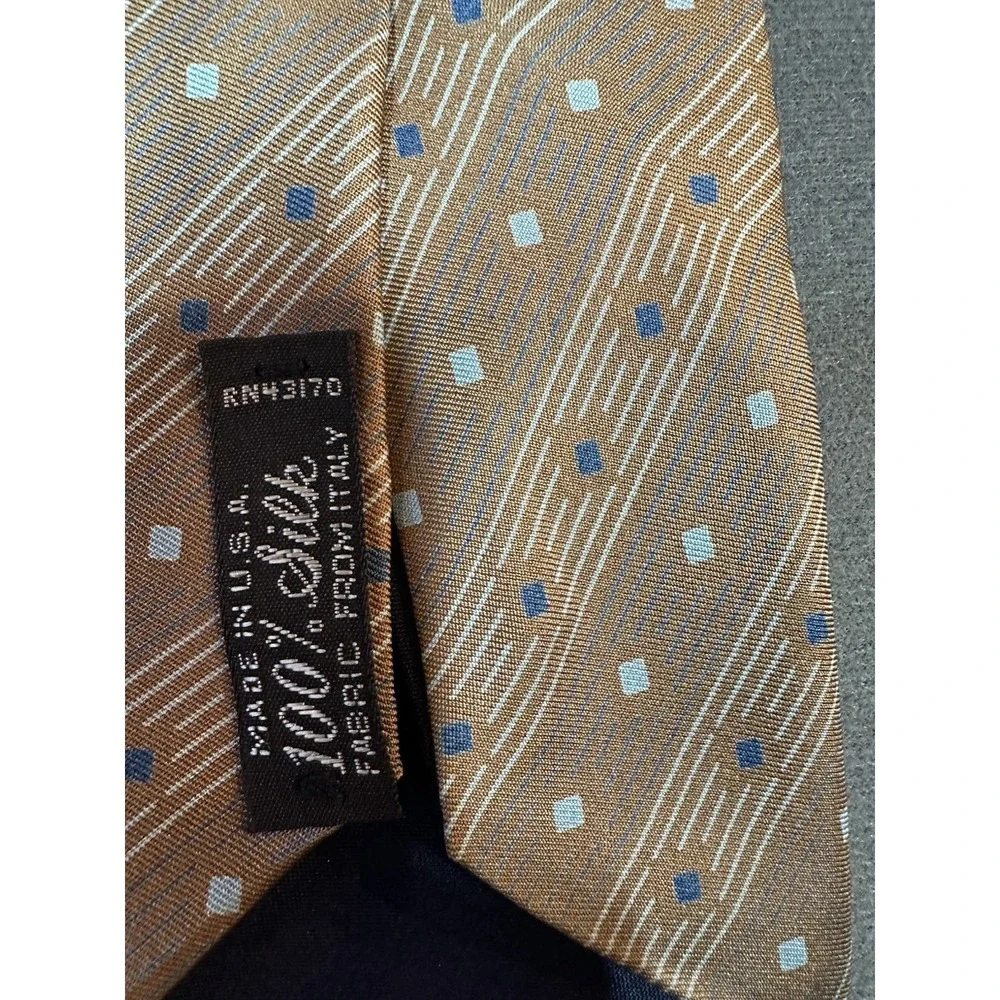 Geoffrey Beene Tie Blue Tan Mens Necktie Made In USA 100% Silk 56